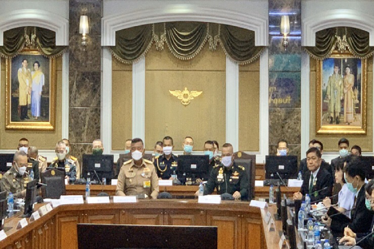 กลาโหม-สธ.ประชุมทำแผนรับสถานการณ์หากผู้ป่วยโควิด-19เพิ่ม กลาโหม-สธ.ประชุมทำแผนรับสถานการณ์หากผู้ป่วยโควิด-19เพิ่ม