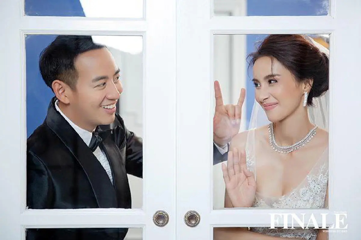 ไม่เลื่อนงานแต่ง! “น้ำฝน-อาร์ม" เผยภาพพรีเวดดิ้งสุดหวาน