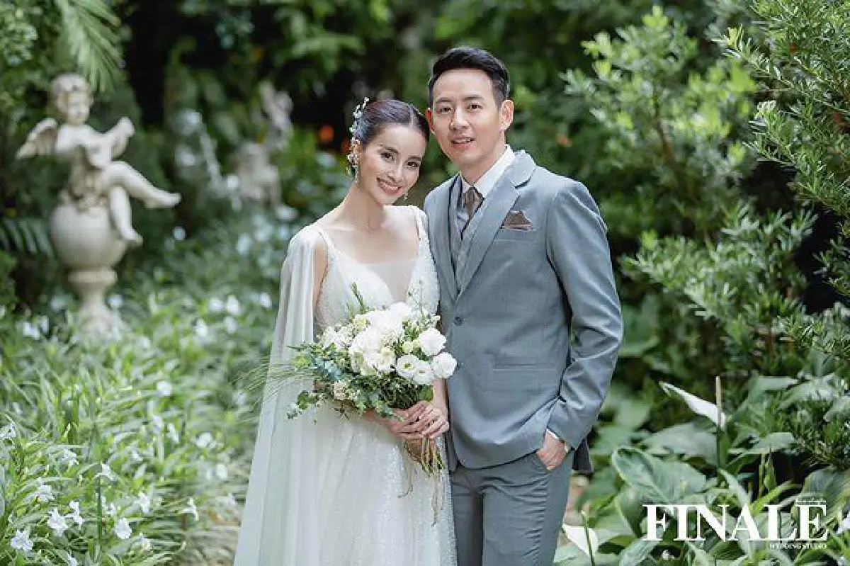 ไม่เลื่อนงานแต่ง! “น้ำฝน-อาร์ม" เผยภาพพรีเวดดิ้งสุดหวาน