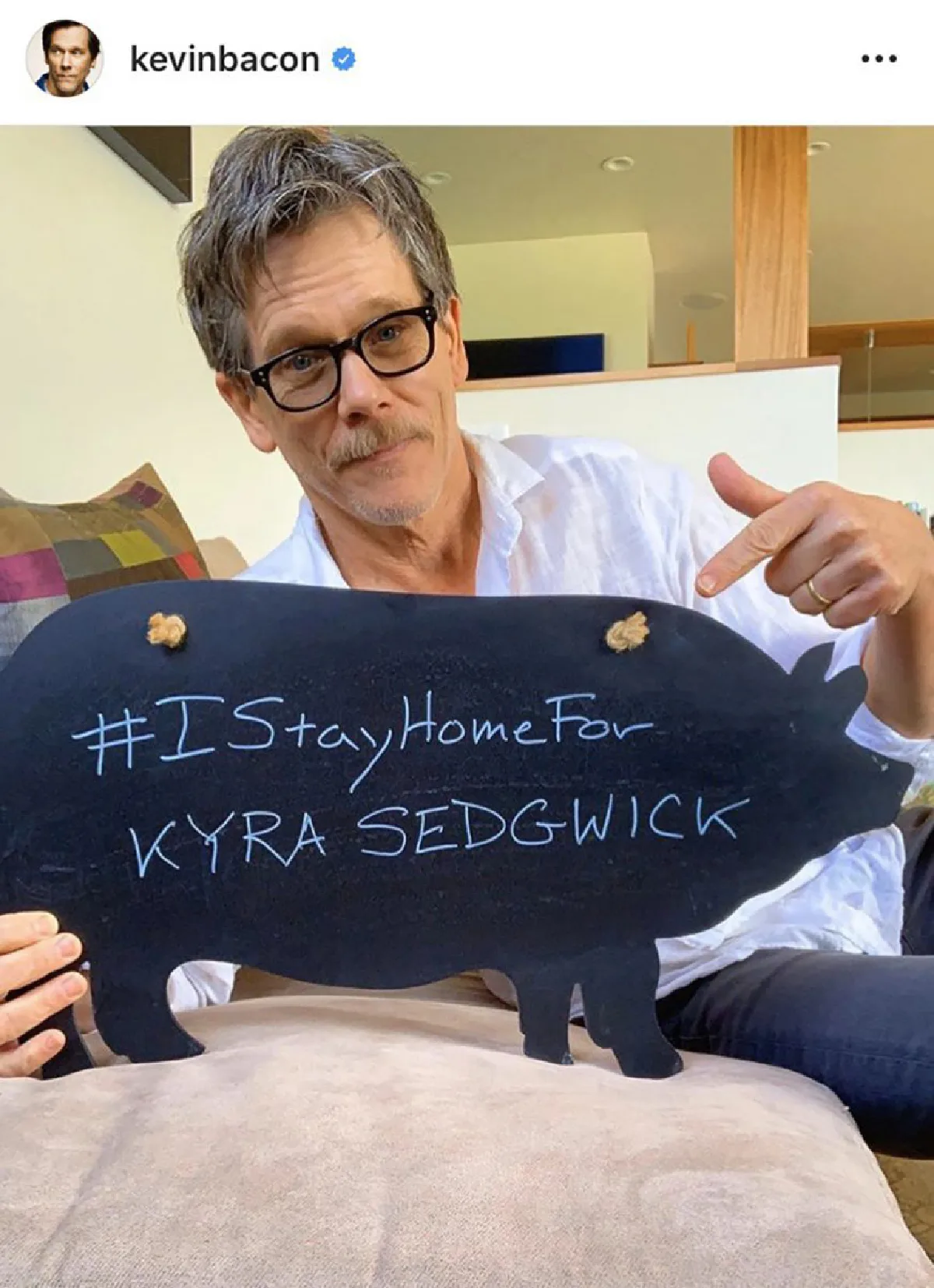 เหล่าคนดังระดับโลกร่วมทำชาเลนจ์ #IStayHomeFor กักตัวอยู่บ้านเพื่อคนที่รัก