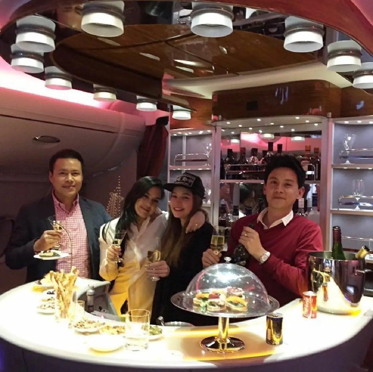 “โบ ชญาดา" ร่วมอวยพร "ฟลุค-นาตาลี" แต่งงาน เป็นครอบครัวเดียวกันแล้ว