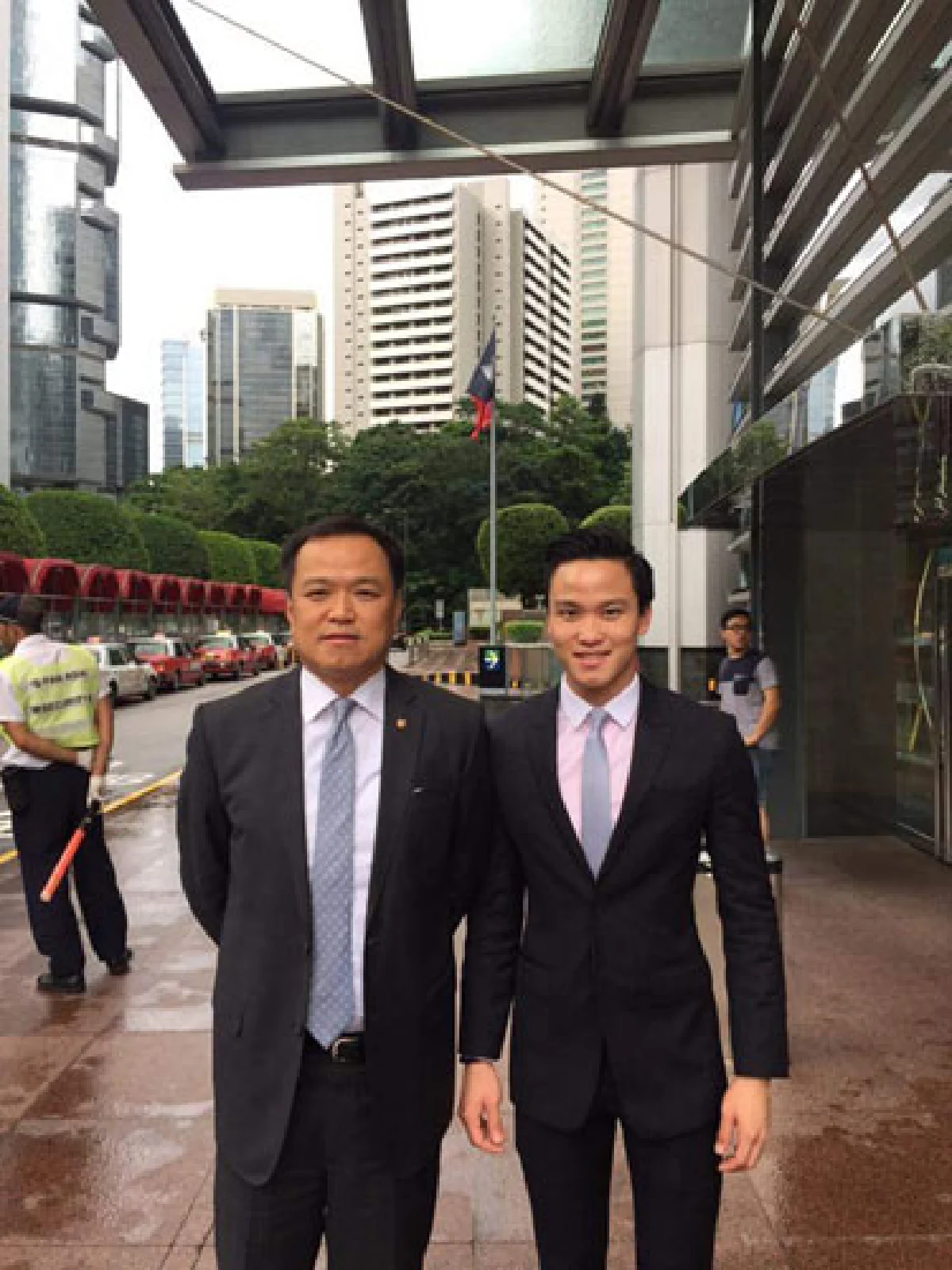 “เป๊ก เศรณี” ลูกชาย “อนุทิน” ตอบกลับชาวเน็ต หลังโดนจับผิดอัปรูปตีกอล์ฟ