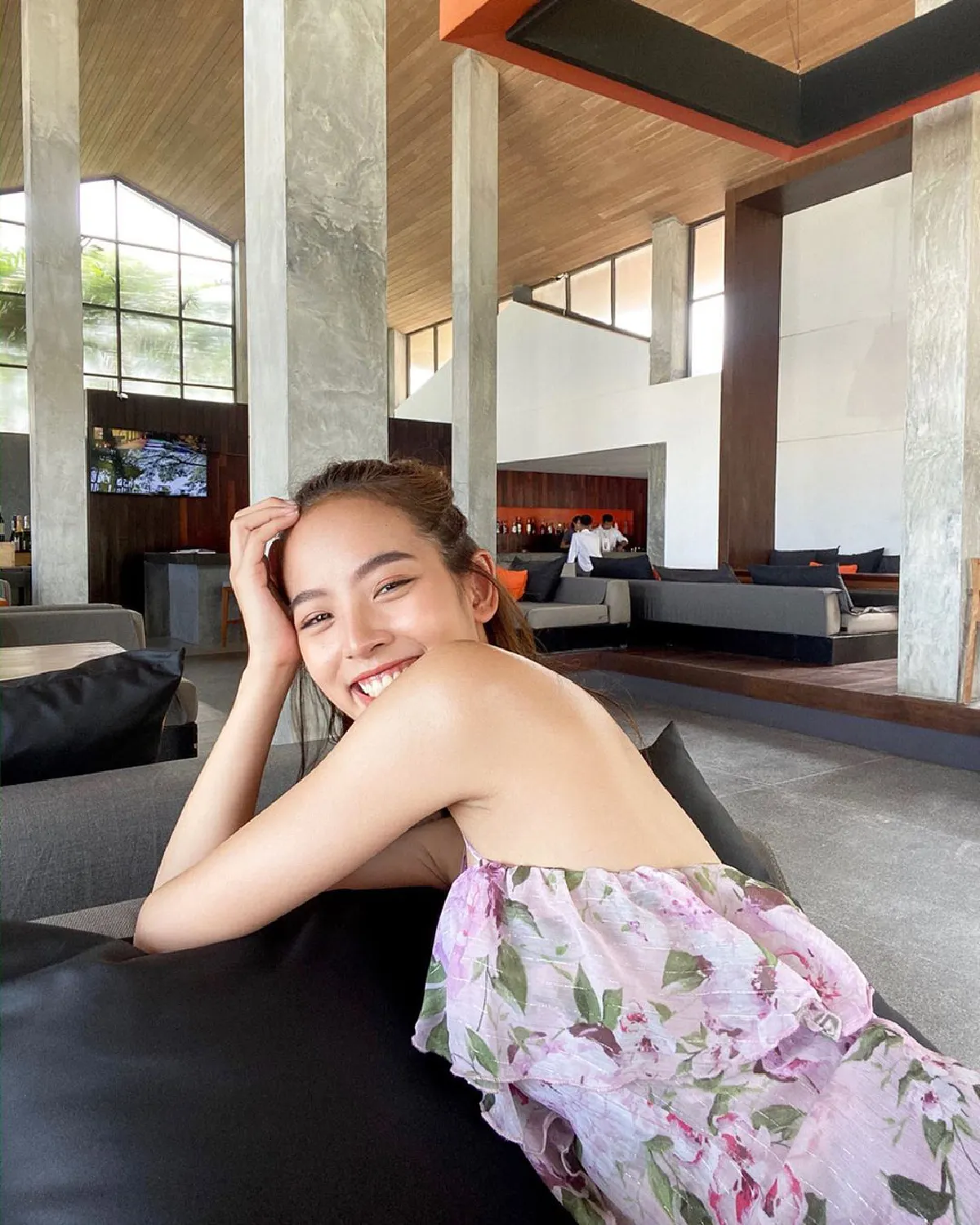 เห็นแล้วมีกำลังใจ! “ณิชา” จัดเต็มแจกความสดใสที่เกาะสมุย