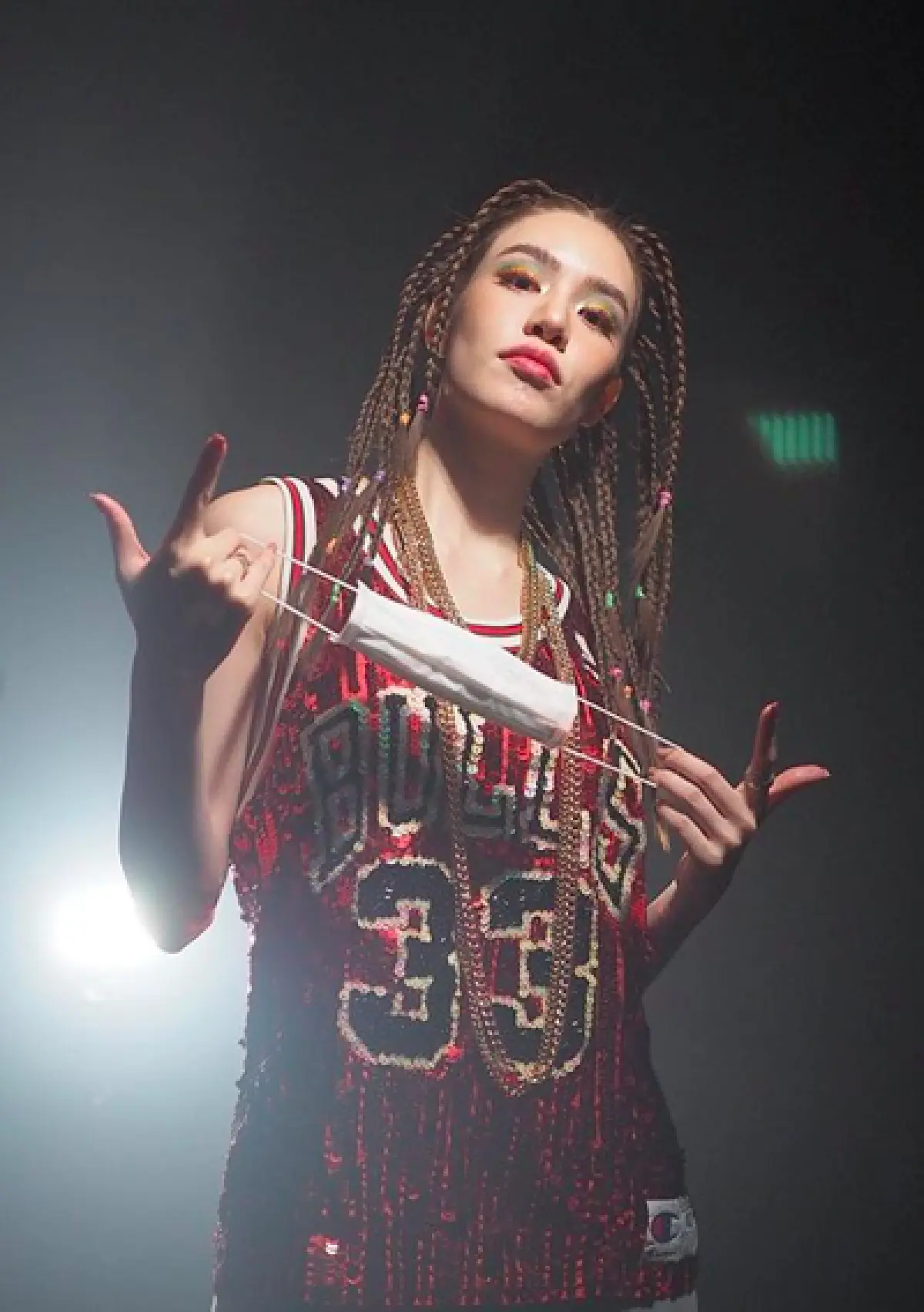  เดือดหนัก! ”เกรซ กาญจน์เกล้า" แร็ปถึง COVID-19 เนื้อหาโดนใจรัวๆ