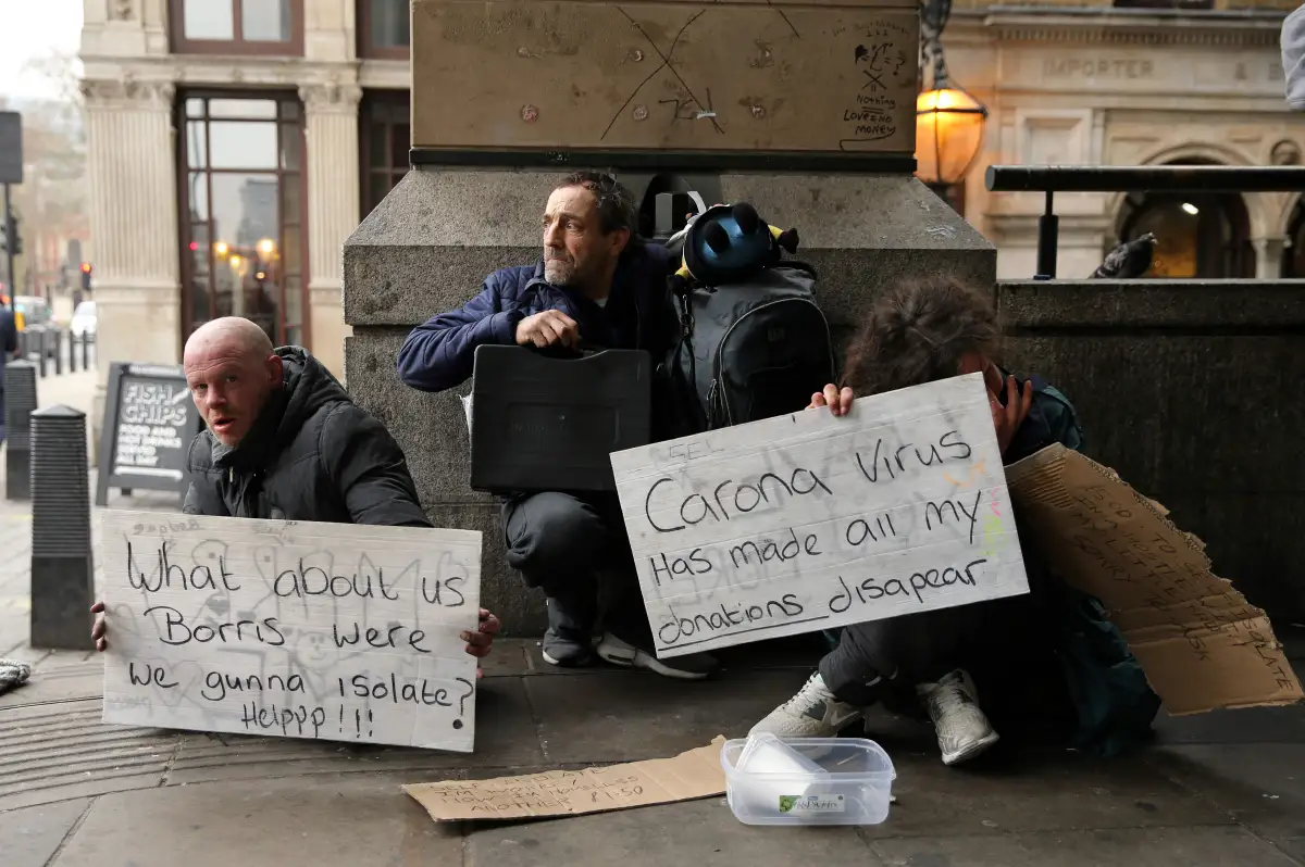 ชีวิตลำเค็ญของคนชายขอบ ไม่มีทั้งบ้านและการป้องกันไวรัส