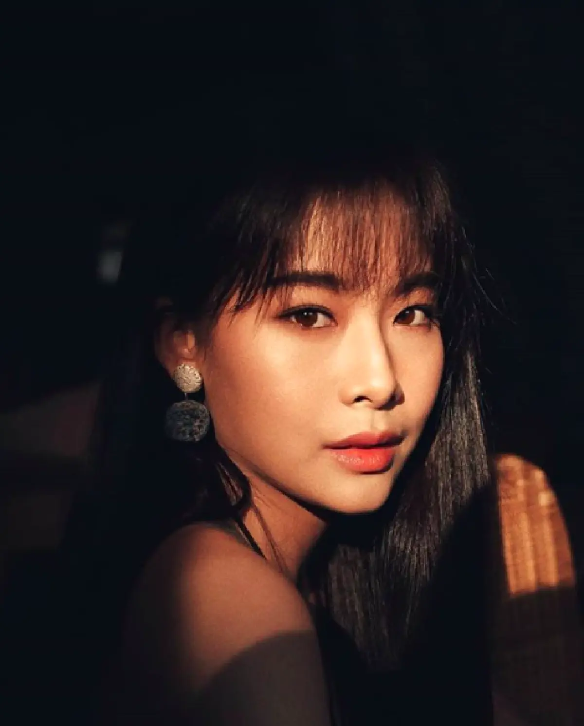 เหล่าคนใกล้ชิด “แพรวา ณิชาภัทร” ทยอยเผยผลตรวจ COVID-19 แล้ว