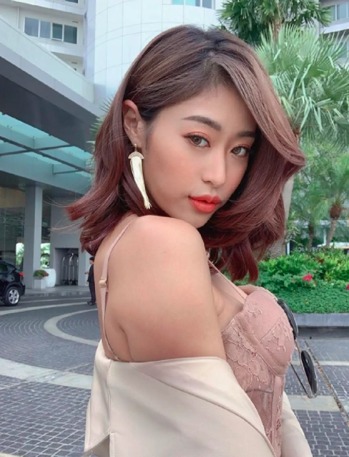 "ยิปซี คีรติ" อวดภาพเซ็ตเพิ่งตื่นนอนผมฟู-หน้าสด แต่เซ็กซี่มาก