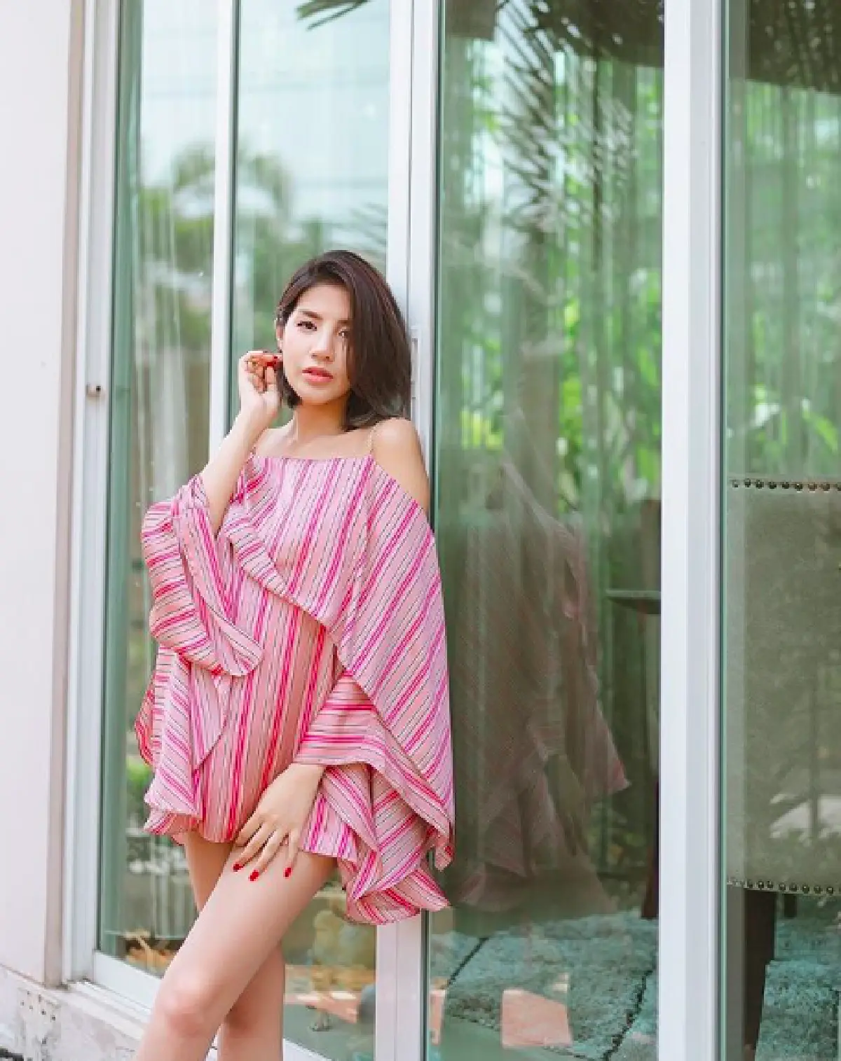 “ดีเจแมน-ใบเตย" ถือฤกษ์ดีควงแขนจดทะเบียนสมรสกันแล้ว