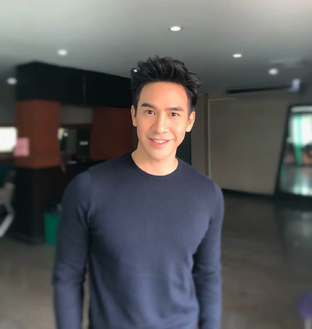 "โป๊ป ธนวรรธน์“ รีวิวการอยู่บ้านเก็บตัวเพื่อชาติ แบ่งเป็น 5 เวลาให้เห็นชัดๆ