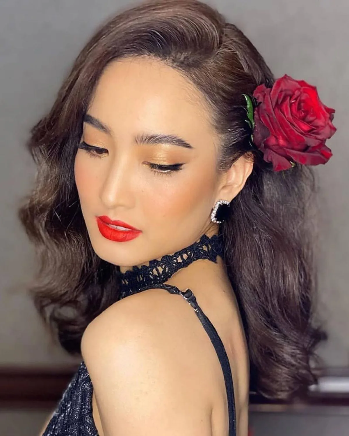 ปังไม่ไหวแล้ว! แต้ว ณฐพร อวดสเต็ปเซ็กซี่ลีลาแซ่บอบู่บ้านช่วยชาติแบบสวยๆ (คลิป)