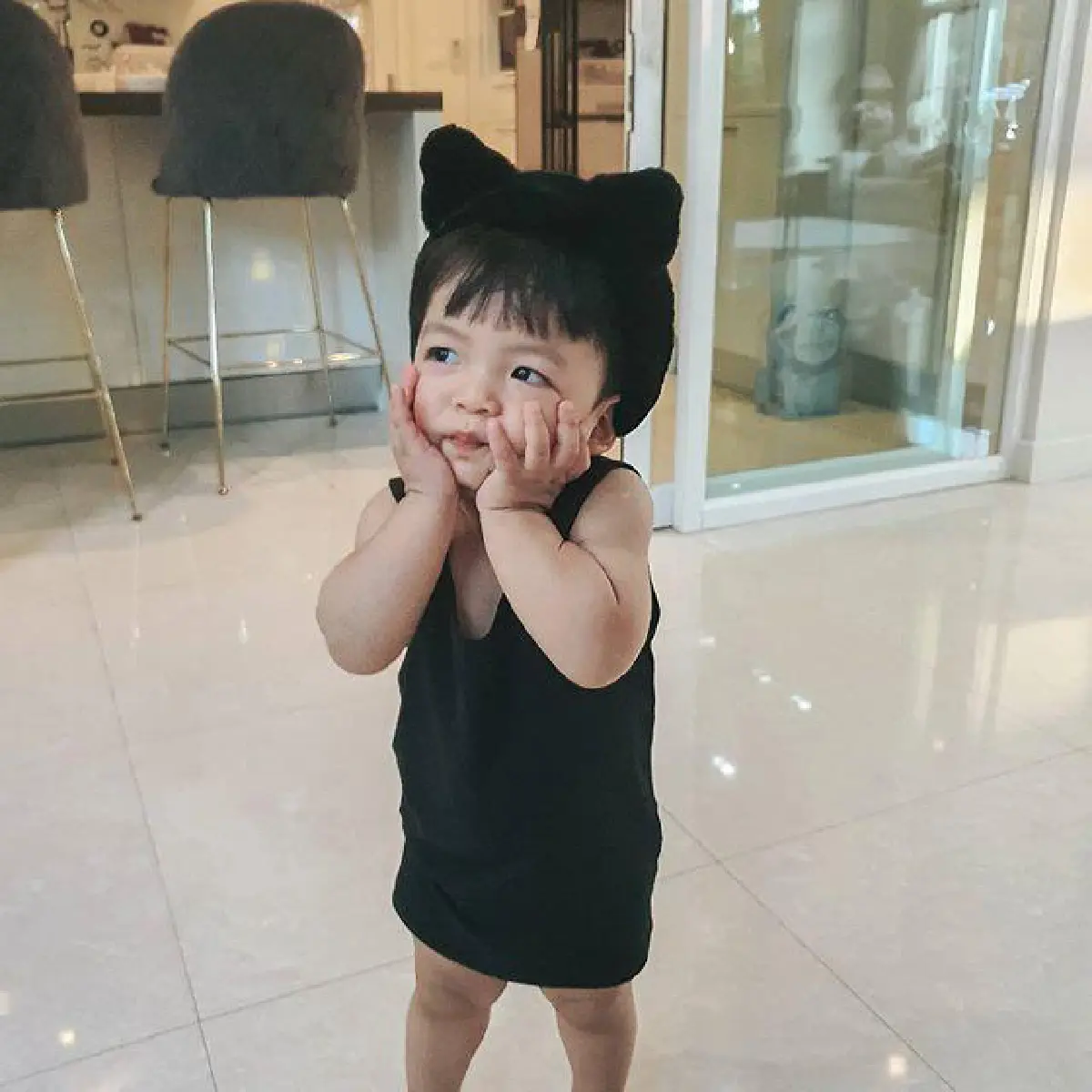 นิวเคลียร์ หรรษา ถึงกับงง! หลังโดนลูกชายวัยหนึ่งขวบบ่นว่าแม่โป๊ (คลิป)