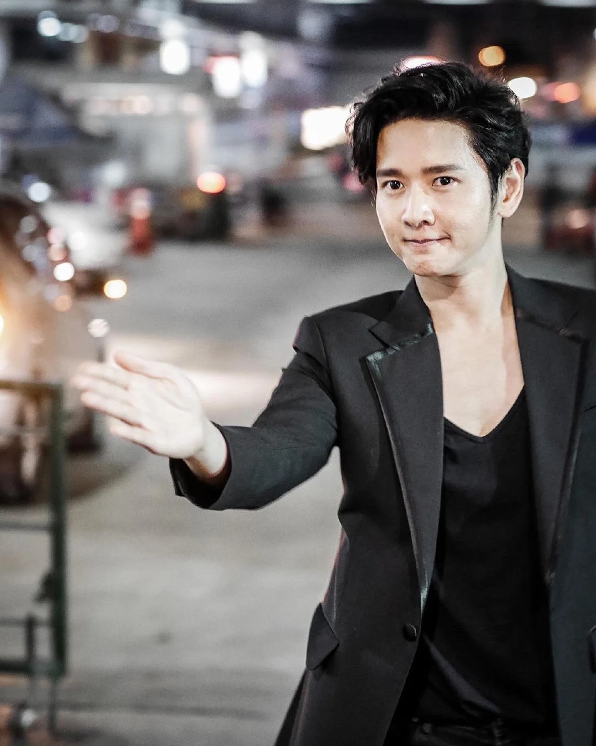 “โต๋ ศักดิ์สิทธิ์” น้ำตาไหล! สงสารบุคลากรแพทย์ หลังฟังสัมภาษณ์จากรัฐบาล