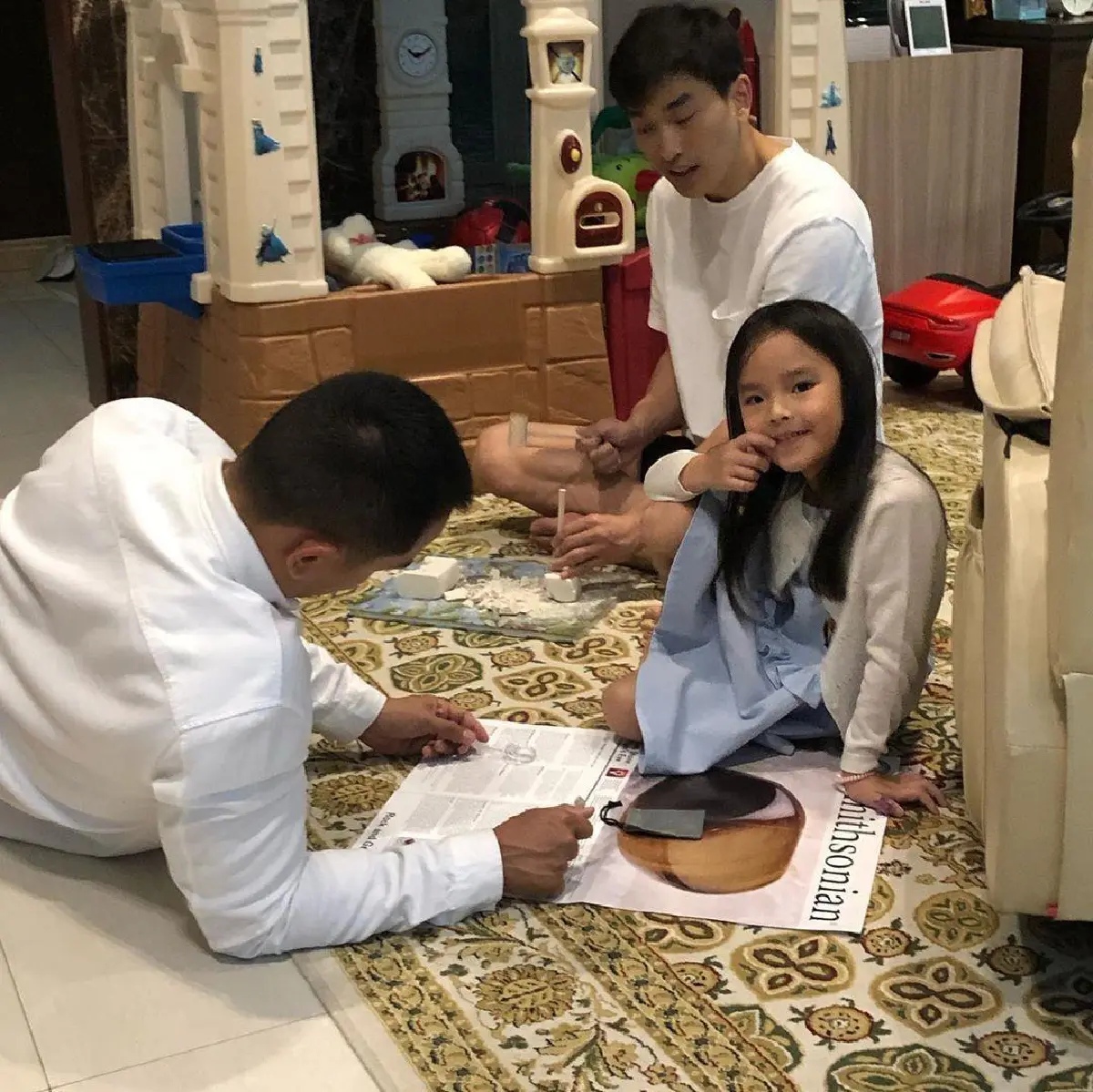 น้องปีใหม่ ไปพักผ่อนที่เขาใหญ่! จัดโชว์ร้องเล่นเต้นรำอวดคุณปู่คุณย่า (คลิป)