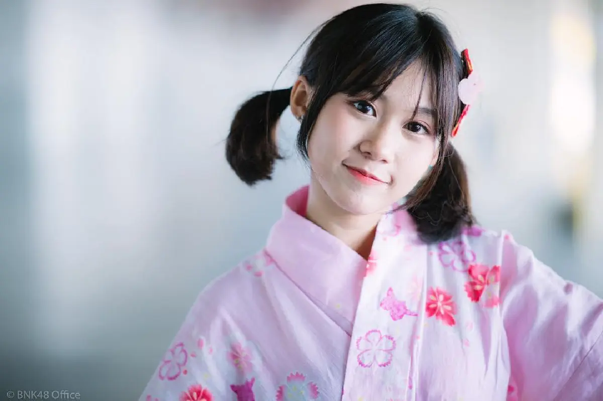 มายด์ BNK48 ถูกสั่งพักงาน 6 เดือน หลังโดนแฉลงรูปคู่ผู้ชาย-ด่าแฟนคลับ