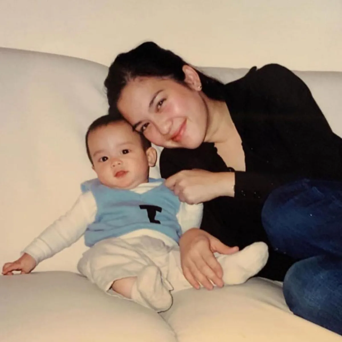 โบ-ฟลุค รวมตัวคนรักจัดปาร์ตี้วันเกิด 17 ปีให้ น้องอชิ ยิ่งโตยิ่งหล่อ