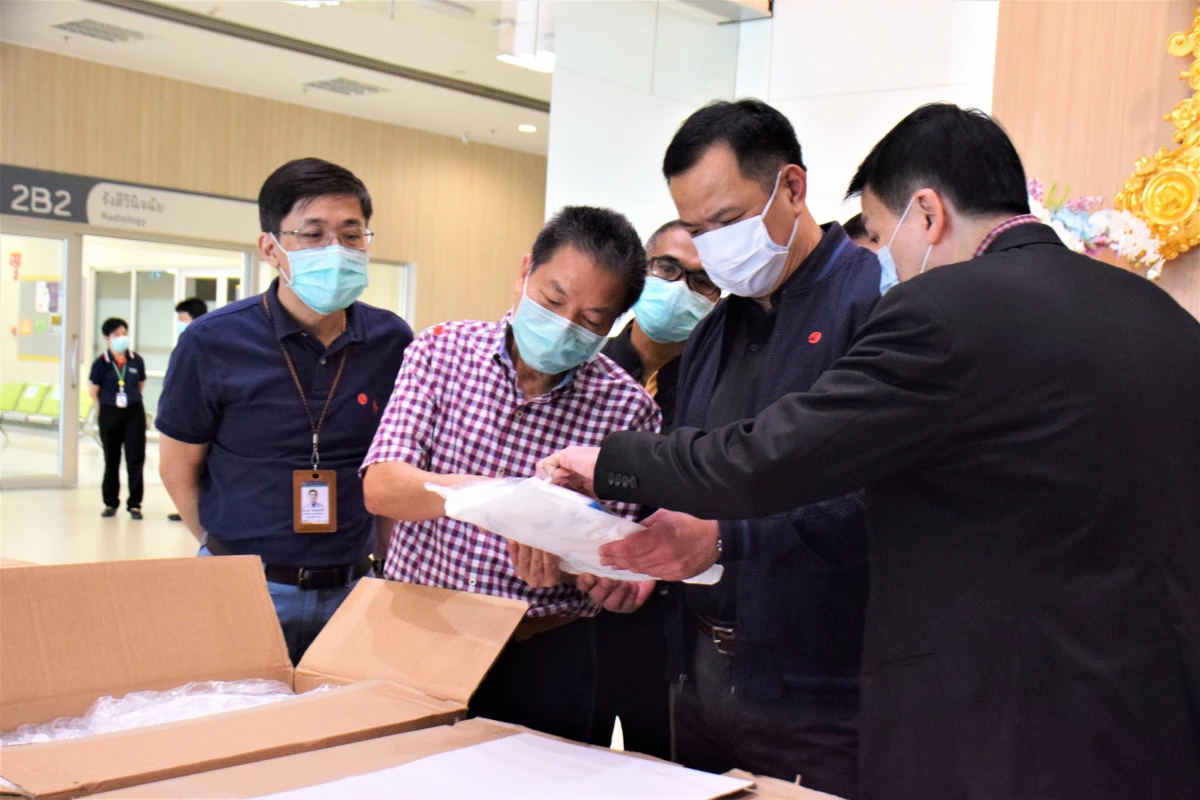 สธ.สตาร์ทแจกชุด-หน้ากากกัน COVID-19 ที่ได้รับบริจาคส่งให้ รพ.แล้ว