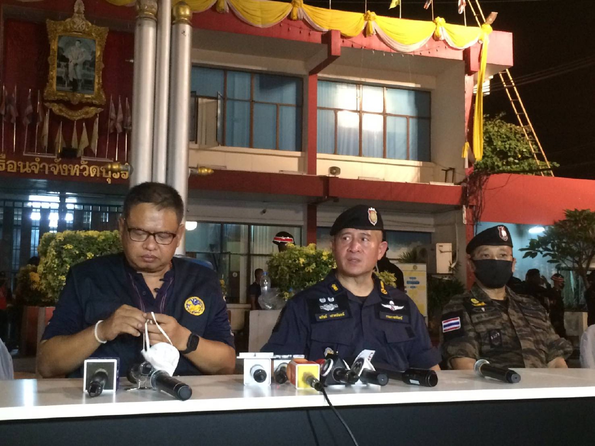 อธิบดีกรมคุกยันคุมสถานการณ์นักโทษก่อจลาจลได้แล้วพบเรือนจำถูกเผาวอด อธิบดีกรมคุกยันคุมสถานการณ์นักโทษก่อจลาจลได้แล้วพบเรือนจำถูกเผาวอด