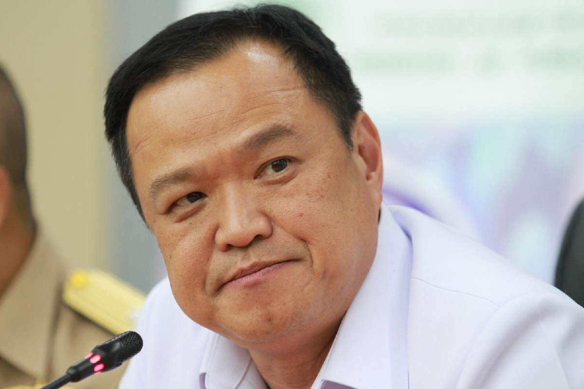 อนุทิน สั่งสอบกรณีเอกชนได้ใบอนุญาตชุดตรวจโควิด ทั้งที่ไม่ผ่านมาตรฐานสเปน อนุทิน สั่งสอบกรณีเอกชนได้ใบอนุญาตชุดตรวจโควิด ทั้งที่ไม่ผ่านมาตรฐานสเปน