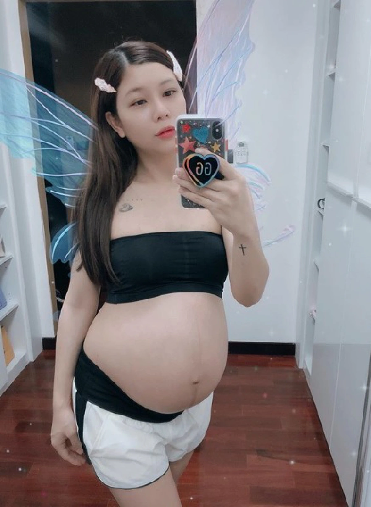 กุ๊บกิ๊บ สุมณทิพย์ อวดท้องโตใกล้คลอด นับถอยหลังเป็นคุณแม่ลูกสอง