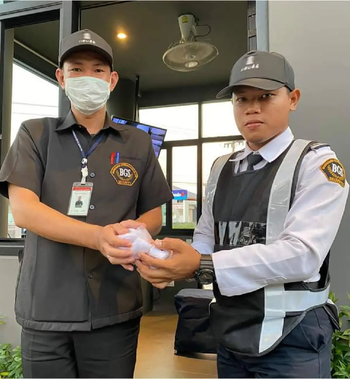 เซลล์แมนสาวนักขายการช่วยเหลือ COVID-19 “พิมลวรรณ ศิลป์วิเศษสรรค์”