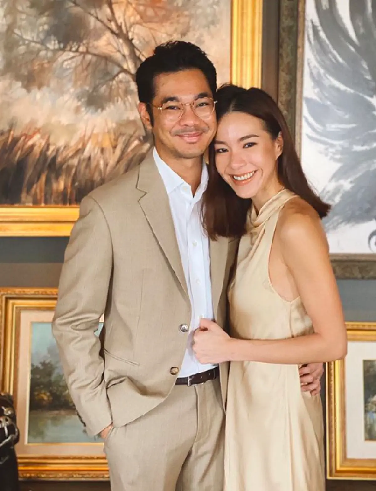 วันพิเศษ! “เนม เก็ทสึโนวา” ควงภรรยา “ป้อ” จดทะเบียนสมรส