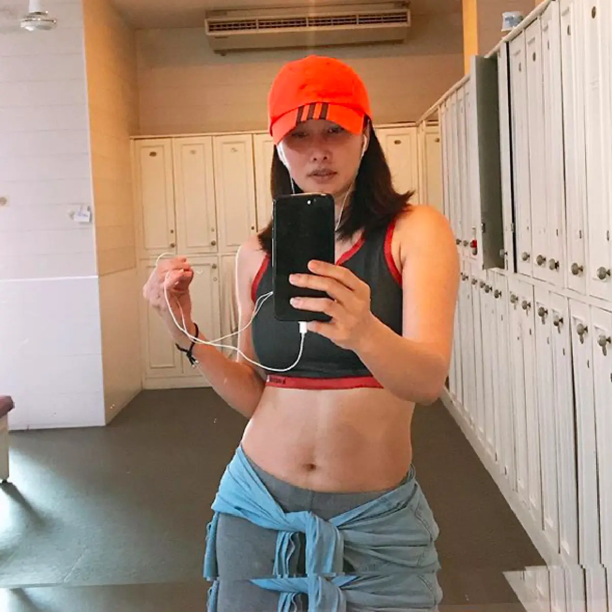   ชาวเน็ตแห่แคป “ติ๊ก” คอมเมนต์เดือดขณะ "ศรราม เทพพิทักษ์" กำลังไลฟ์