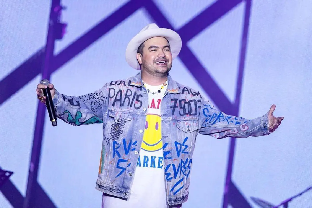 ขยี้ตารัวๆ ”โอ๊ต ปราโมทย์" เผยภาพสมัยมัธยมในลุคนักกีฬา หล่อมาก