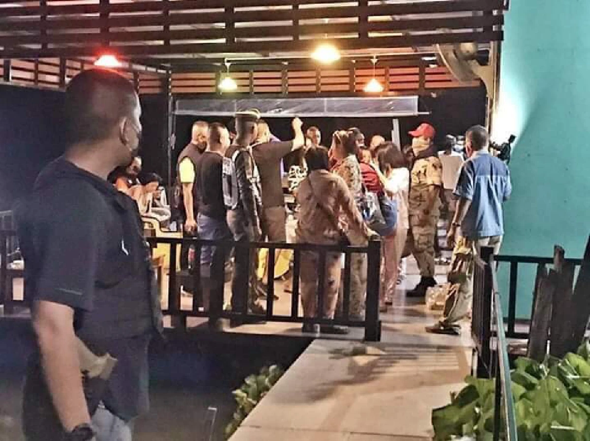 งามไส้!จับแก๊งวัยรุ่นเช่าแพริมเจ้าพระยาจัดปาร์ตี้เสพยาเย้ยพ.ร.ก.ฉุกเฉิน