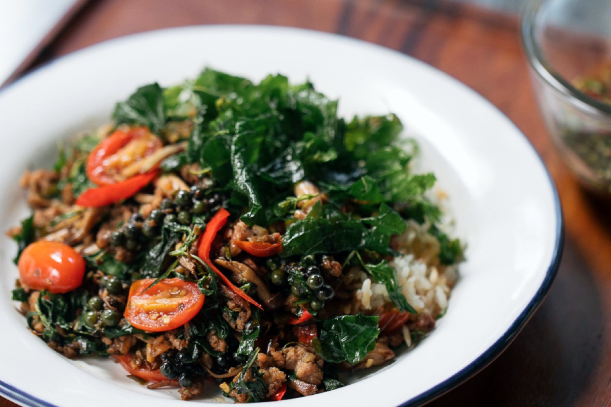 'บ้านฮาวด์' เมนูบ้านๆ ราคาบ้านๆ by Greyhound Cafe 'บ้านฮาวด์' เมนูบ้านๆ ราคาบ้านๆ by Greyhound Cafe