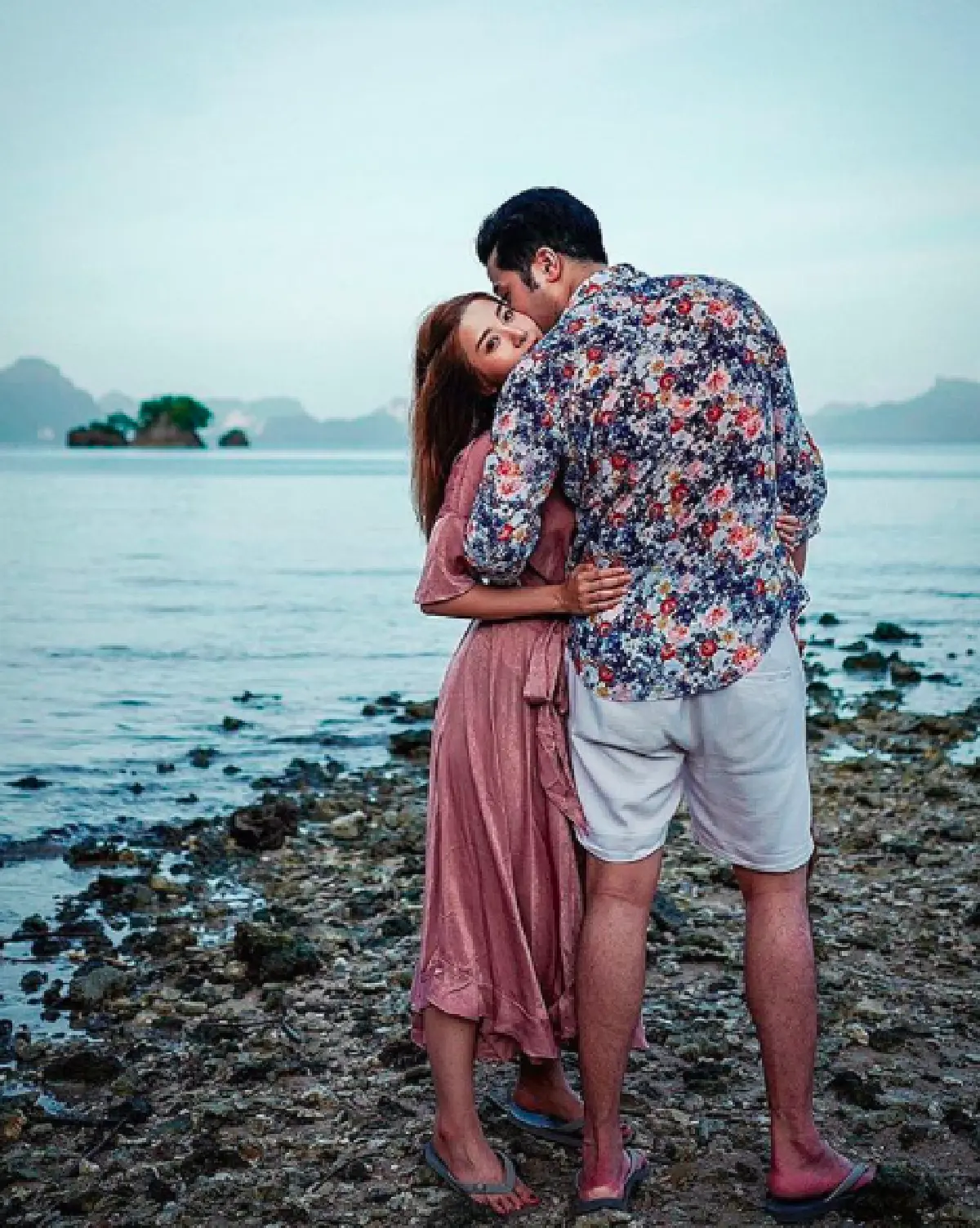 “เนย วรัฐฐา” เลื่อนงานแต่ง “ฤทธิ์ กาไชย” เจอพิษไวรัสโควิด-19