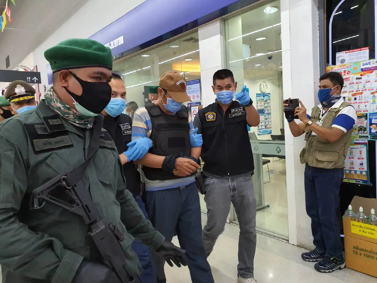 จับโจรชิงเงินธ.กรุงเทพกว่า 6 แสนสารภาพลงมือง่ายดายอ้างนำไปใช้หนี้