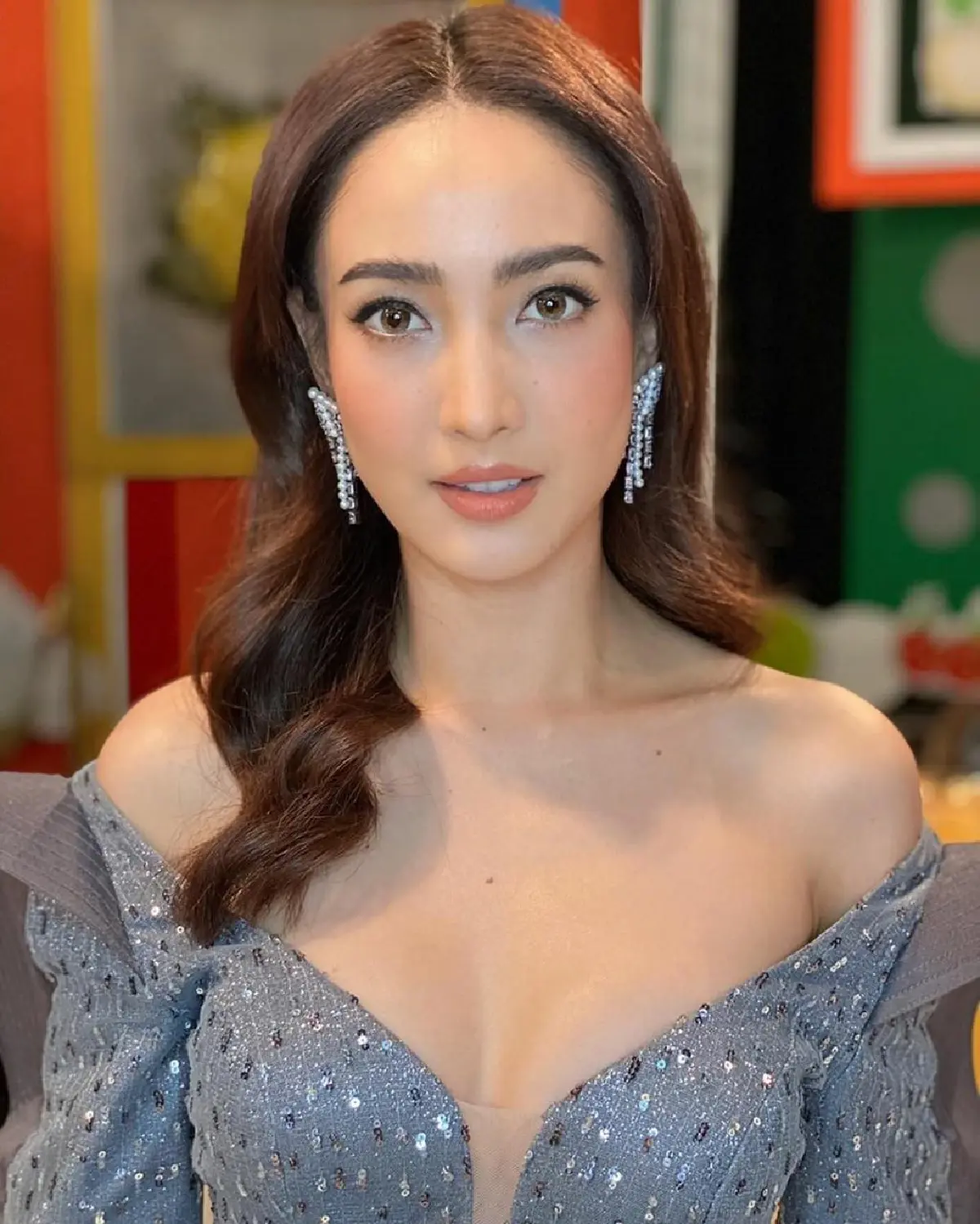 แต้ว ณฐพร บริจาคเงิน 3 ล้านบาท ให้ 11 โรงพยาบาลสู้โควิด-19