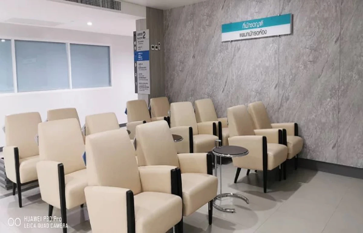 โรงพยาบาลธนบุรีเปิดพื้นที่ให้บริการใหม่อีกแล้ว! กับแผนกรอห้อง พื้นที่ใหม่ ถูกจัดเป็นสัดส่วน สะอาด และปลอดภัย