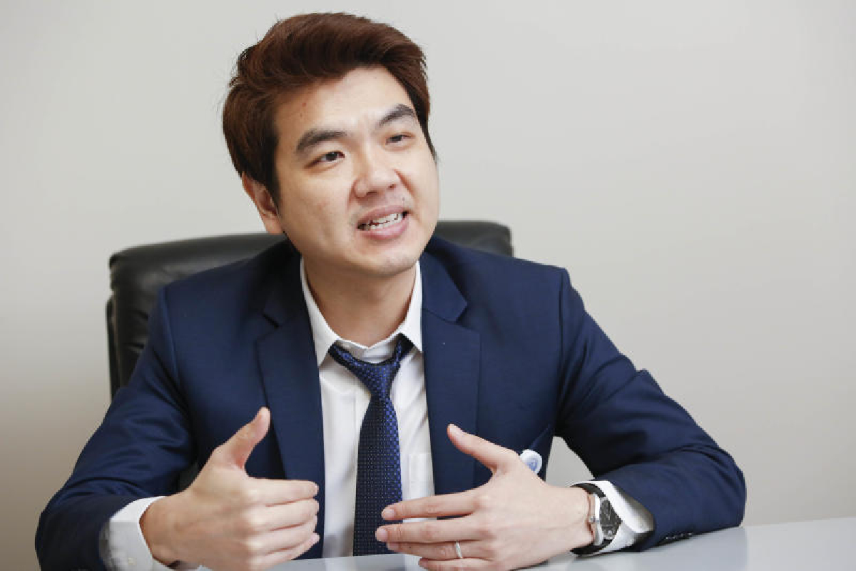"ปิยบุตร"โวยฟ้อง"รังสิมันต์ โรม"ปิดปากปมซักฟอก"บิ๊กป้อม"นอกสภา "ปิยบุตร"โวยฟ้อง"รังสิมันต์ โรม"ปิดปากปมซักฟอก"บิ๊กป้อม"นอกสภา