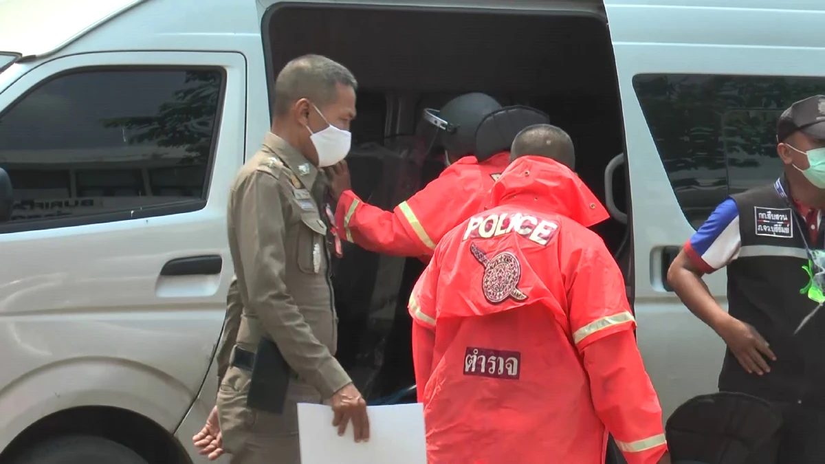 ตร.เอาจริง!บุรีรัมย์จับแล้ว 14 รายฝ่าฝืนพ.ร.ก.ฉุกเฉินเร่งส่งฟ้องศาล