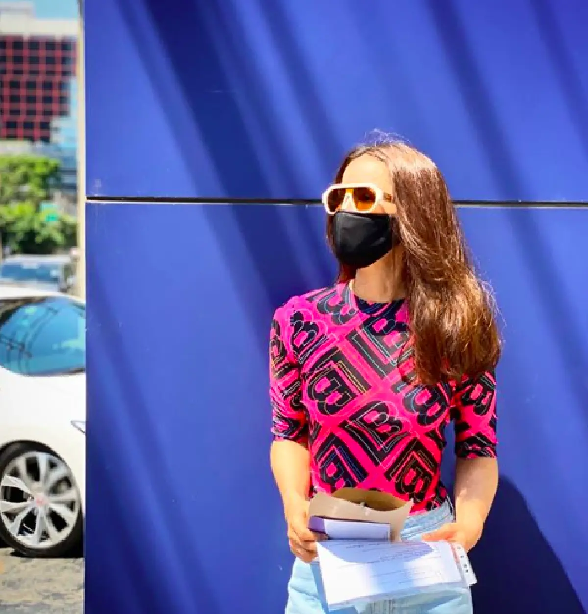 “แอน ทองประสม” เขียนไปรษณียบัตร..ส่งให้กำลังใจให้ทีมแพทย์-พยาบาลสู้โควิด-19