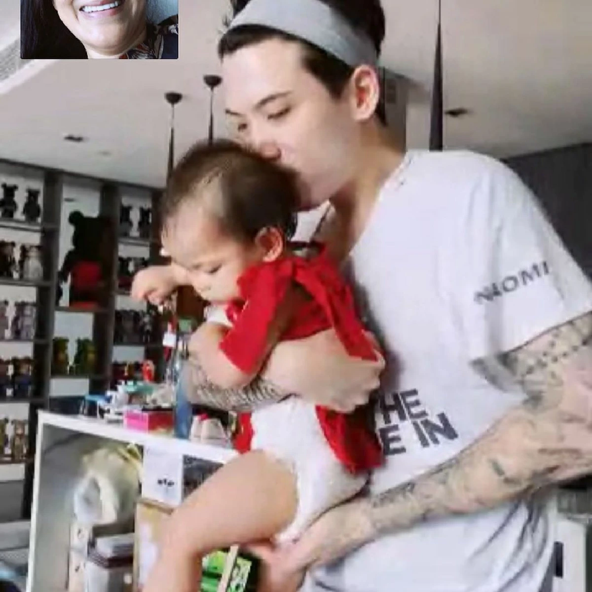 ถึงกับน้ำตาซึม “แม่เหน่ง" สุดภูมิใจได้เป็นแม่ยาย "ป๊อก ภัสสรกรณ์"