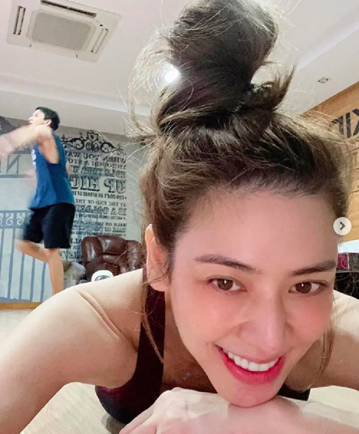 ปังมากแม่! "เอ๋ พรทิพย์" เผยหน้าสดไร้เมคอัพ ผิวใสและเด็กมาก