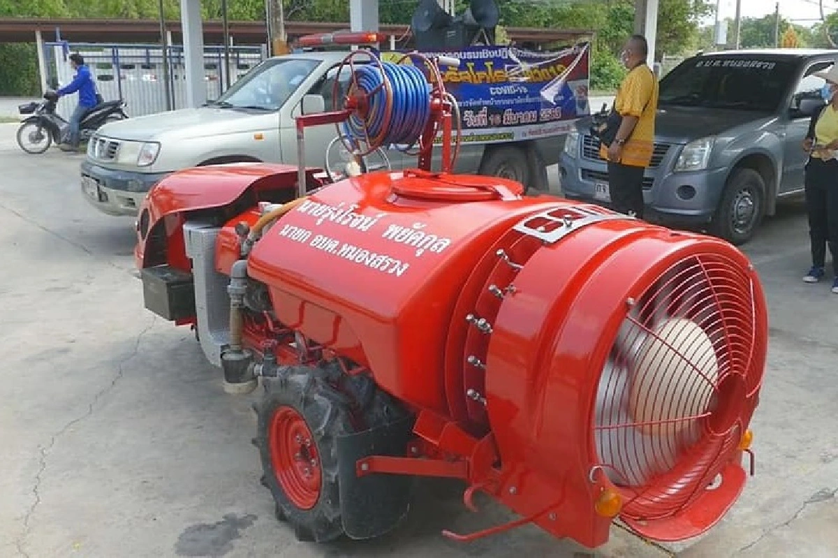 ไอเดียสุดเจ๋ง!อบต.หนองสรวงดัดแปลงรถพ่นยาฆ่าเชื้อป้องกันโควิด-19