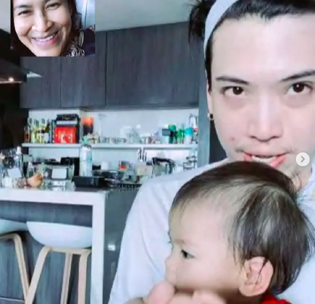 ถึงกับน้ำตาซึม “แม่เหน่ง" สุดภูมิใจได้เป็นแม่ยาย "ป๊อก ภัสสรกรณ์"