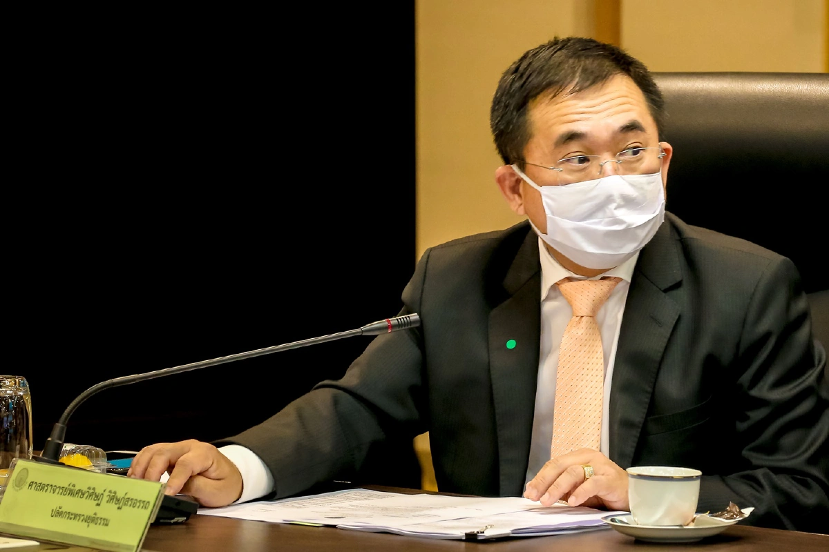 "สมศักดิ์"สั่งหากำไลEMเน้นถูกดีทันสมัยช่วยสังคมกักตัวผู้ติดเชื้อโควิด