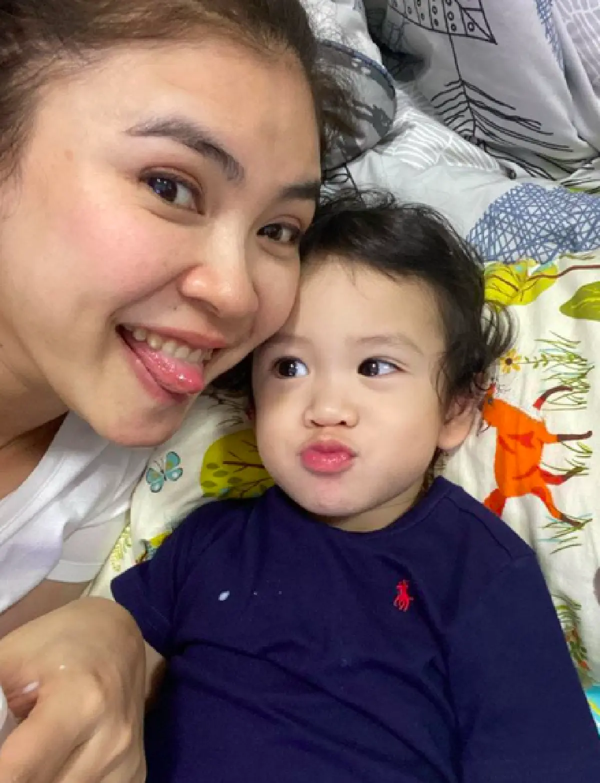 “แม่แอน” โพสต์ภาพ "พ่อคริต" วัยเด็กเทียบกับ “น้องโพธิ์” ภาพนี้เหมือนหนักมาก