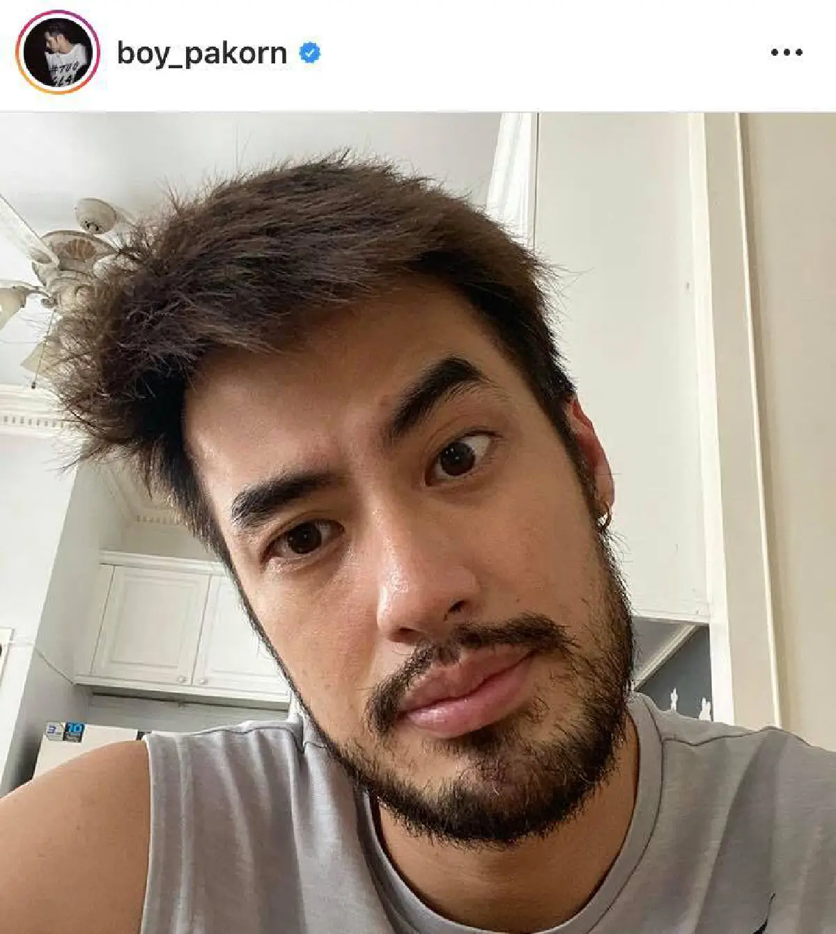 หล่อเท่ไปอีกลุค 15 ภาพดาราหนุ่มซุปตาร์..เก็บตัวอยู่บ้านปล่อยเซอร์ไว้หนวดเครา