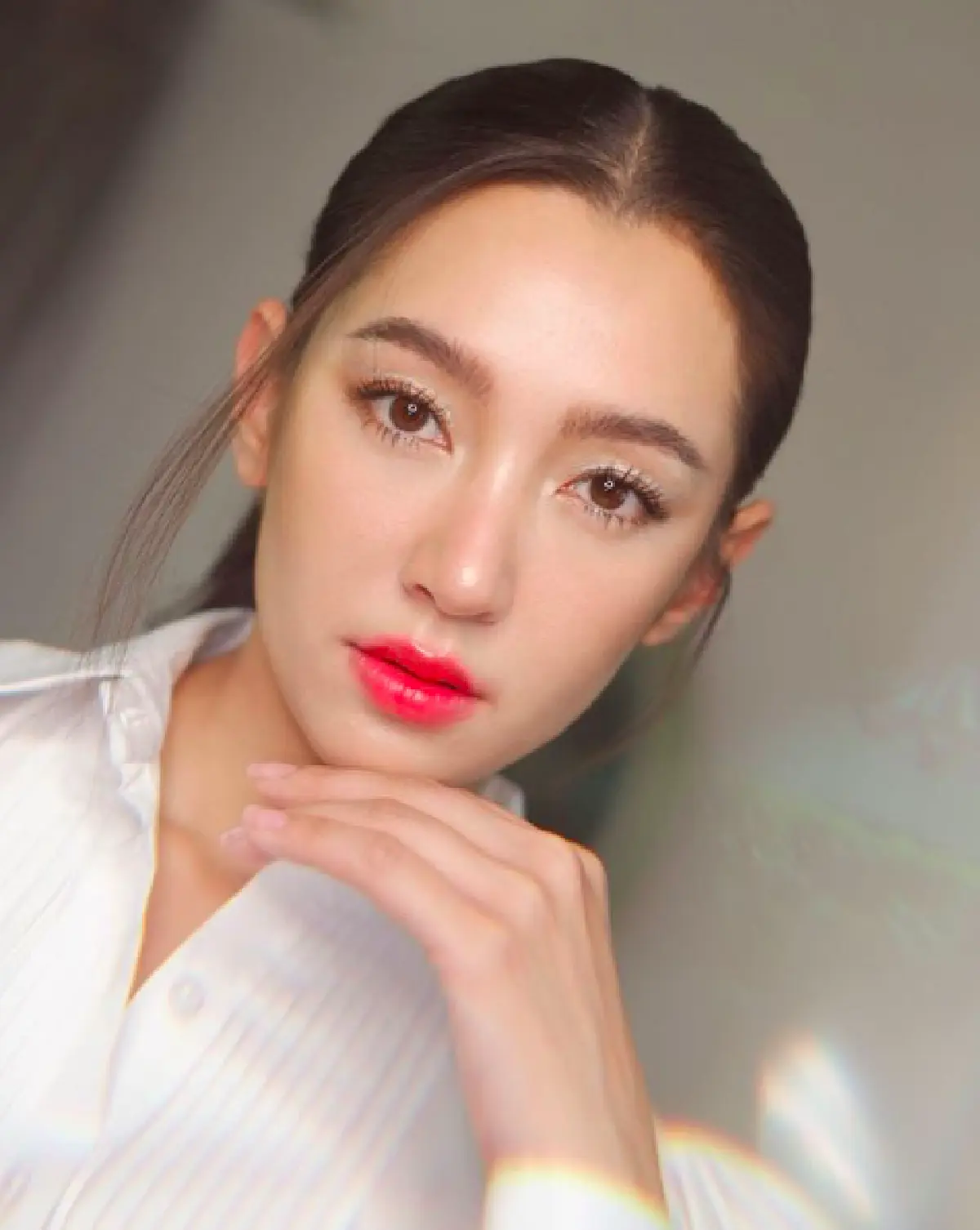 “เบลล่า ราณี” ร่วมส่งของกว่า 100 ชุด ไปช่วยเหลือเจ้าหน้าที่ดับไฟป่าเชียงใหม่ 