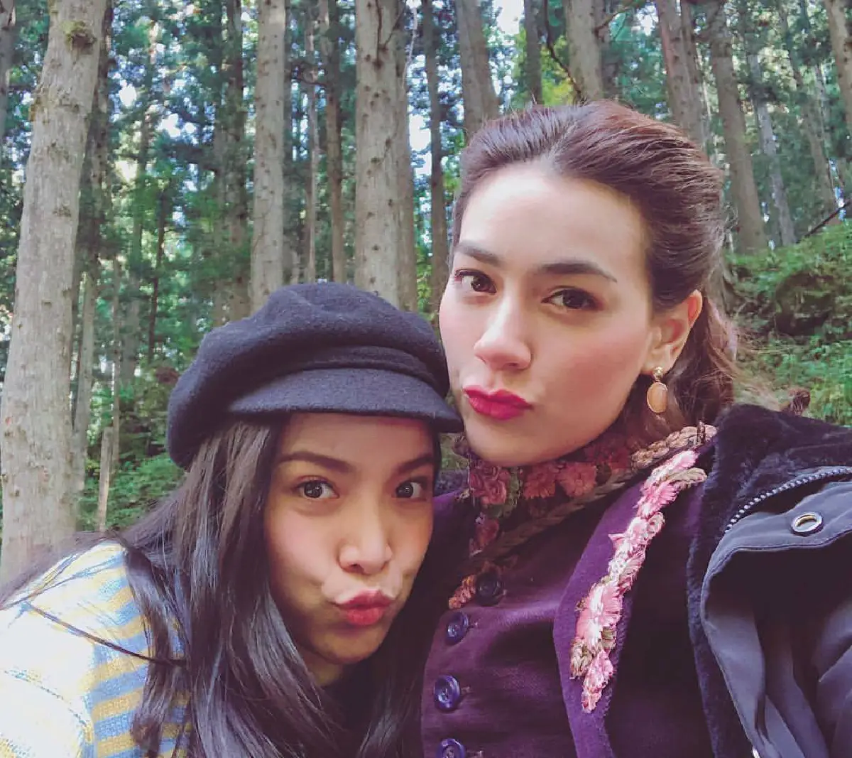 หมาก-คิม ห่วงคนตกงานไม่มีรายได้ แจกถุงปันน้ำใจช่วยเหลือคนเดือดร้อน