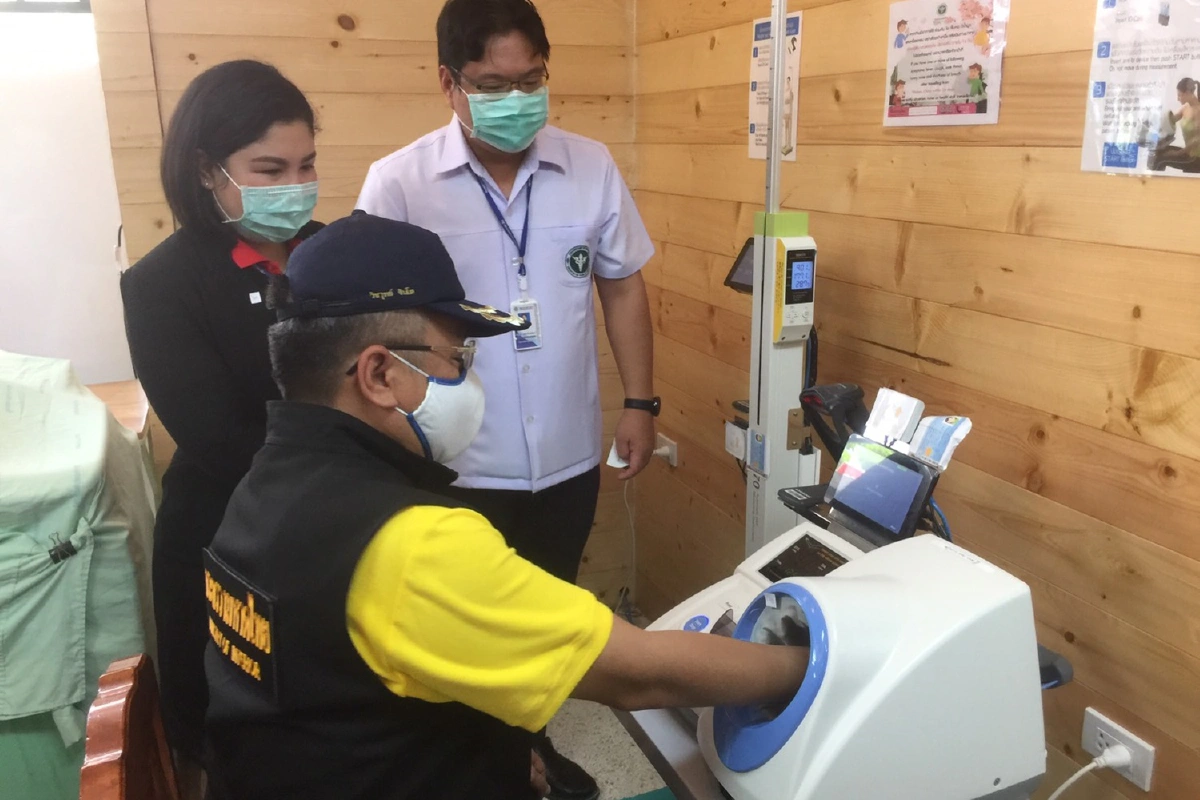 ร.พ.เกาะพงันสร้างห้องตรวจโควิดใช้เอง รักษาผู้ป่วยหายเป็นผลสำเร็จ