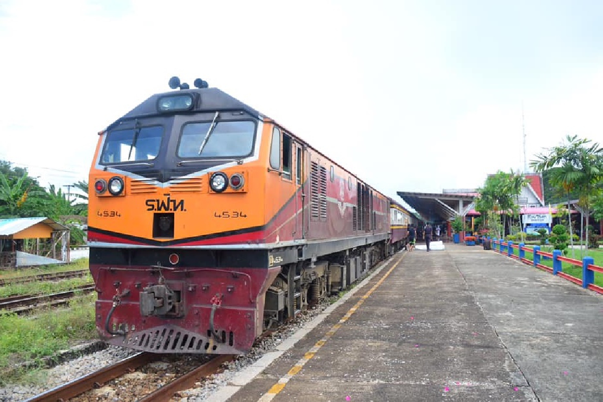 รฟท.พบชายนราฯติดโควิด-19 แจ้งผู้โดยสารเข้ารับการตรวจ รฟท.พบชายนราฯติดโควิด-19 แจ้งผู้โดยสารเข้ารับการตรวจ