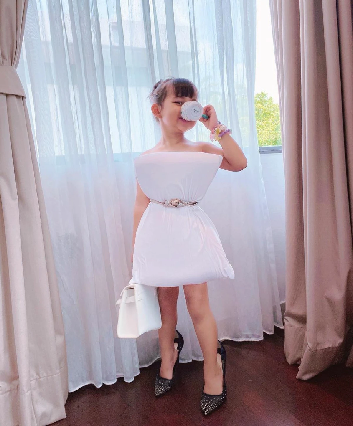 "น้องเจ้าขา" ฉายแววแฟชั่นนิสต้า ขอตามเทรนด์จับหมอนทำชุดหรู