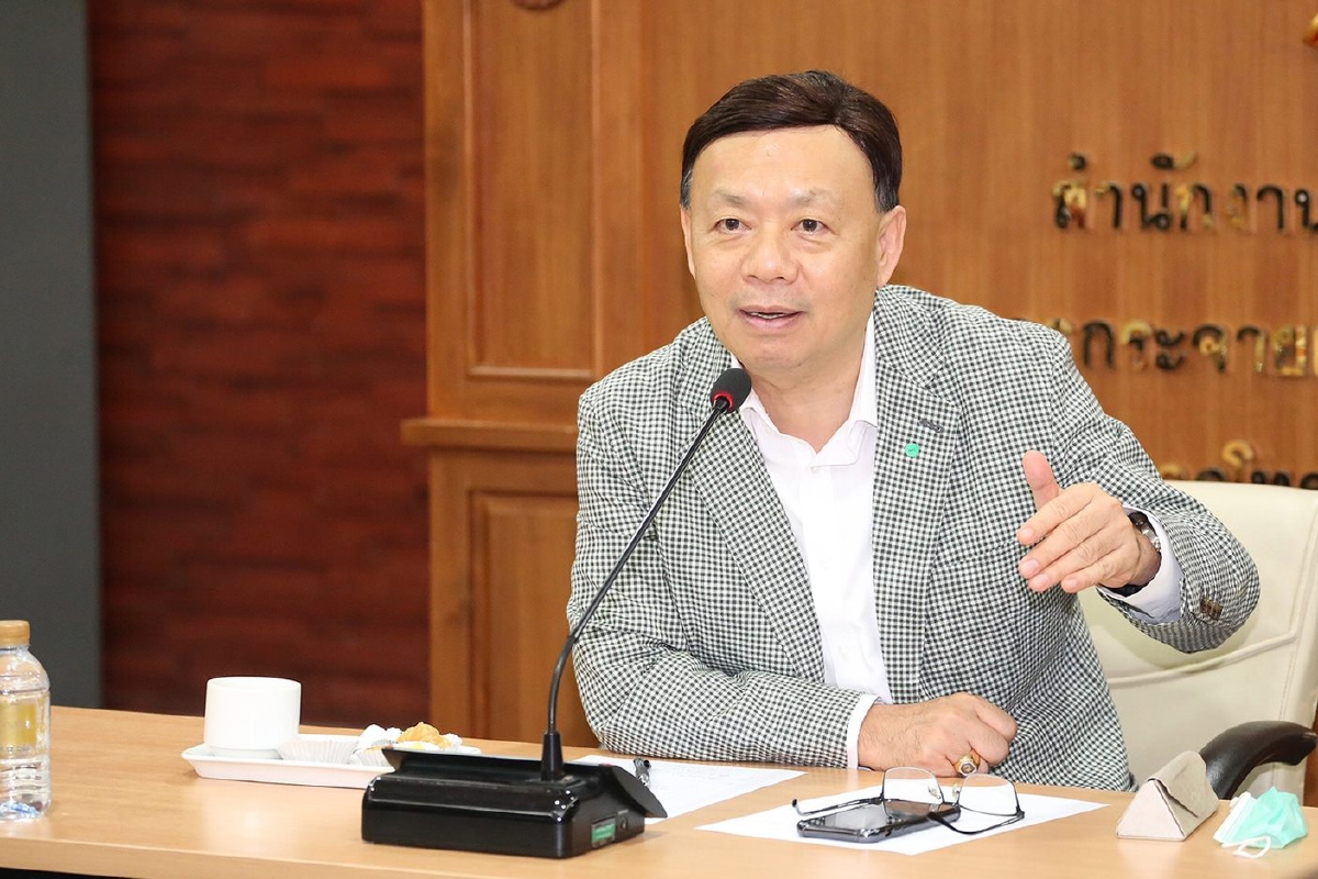 กสทช.กำชับค่ายมือถือเน็ตฟรี 10 GB ต้องเร็วสูงสุด ใครผิดกติการะงับจ่ายเงิน กสทช.กำชับค่ายมือถือเน็ตฟรี 10 GB ต้องเร็วสูงสุด ใครผิดกติการะงับจ่ายเงิน