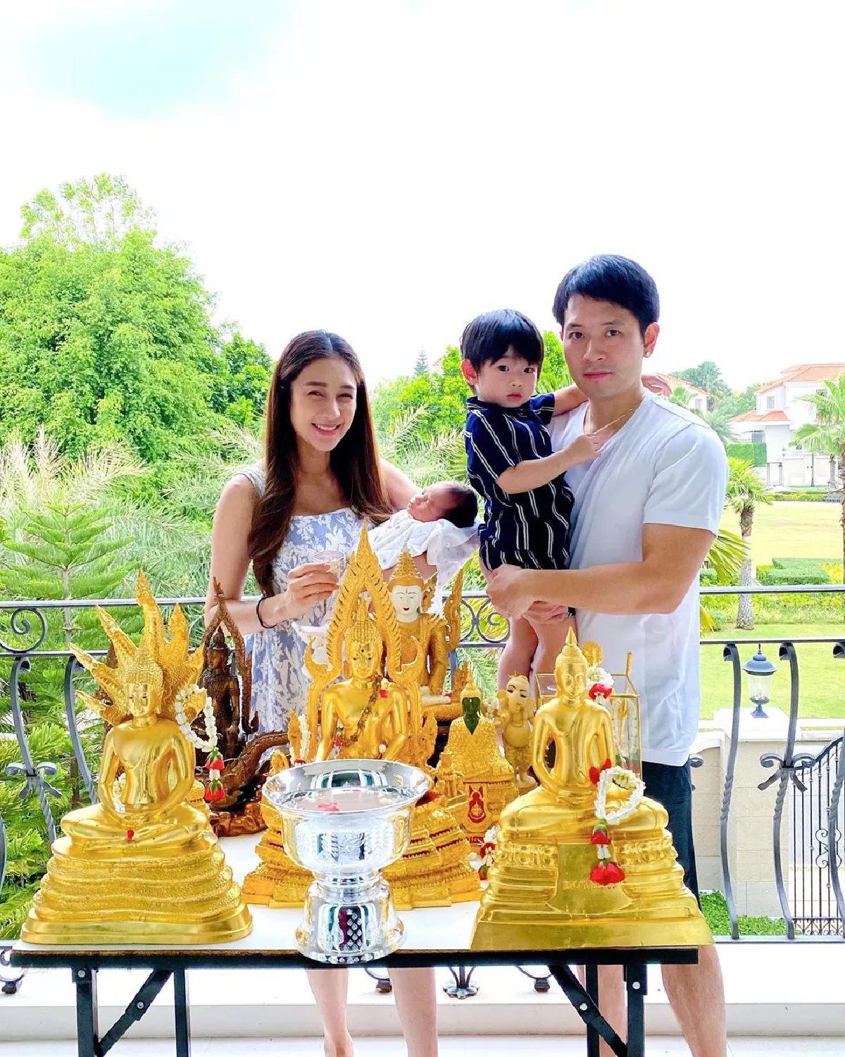 “เนย โชติกา” กับภาพล่าสุดหลังคลอด ผอมลงเร็วมากจนตกใจ